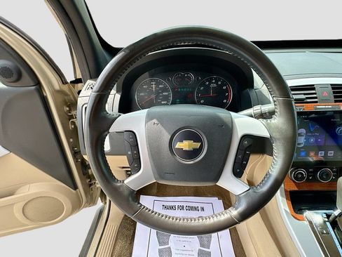 Used 2008 Chevrolet Equinox LT w/ LT Preferred Equipment Group FWD image 12