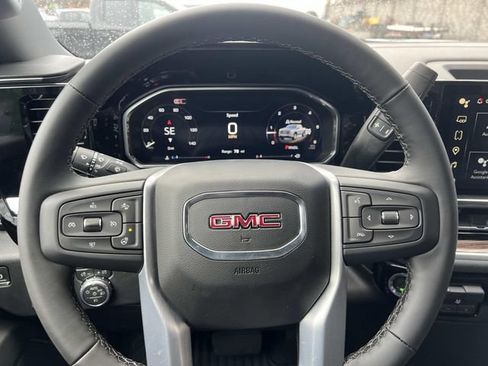 New 2026 GMC Sierra 1500 Elevation AWD/4WD image 17