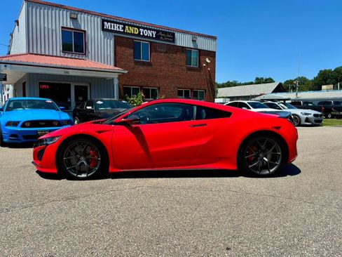 Used 2017 Acura NSX AWD/4WD image 5