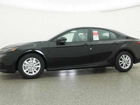 New 2026 Toyota Camry LE image 13