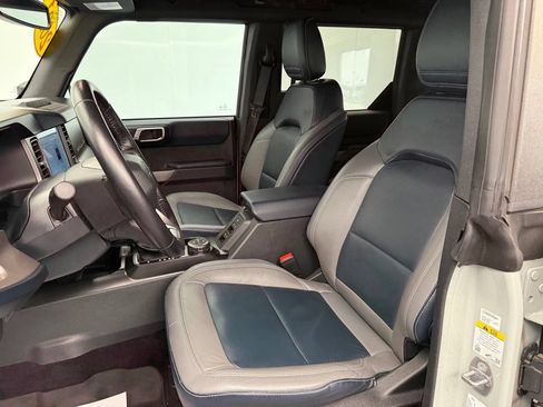 Used 2021 Ford Bronco First Edition AWD/4WD image 60