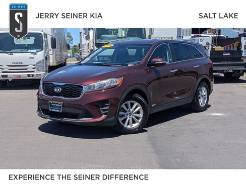 Used 2019 Kia Sorento AWD V6 image 1