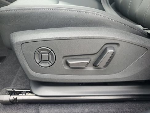 New 2027 Audi Q6 e-tron Premium Plus AWD/4WD image 23