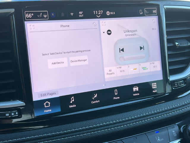 Used 2025 Chrysler Pacifica Select FWD image 23
