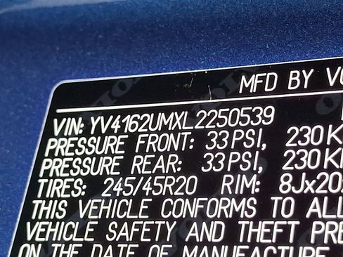 Used 2020 Volvo XC40 T5 R-Design image 29