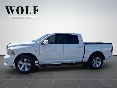 Used 2016 RAM 1500 Sport w/ Sport Premium Group AWD/4WD image 3