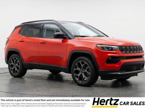 Used 2025 Jeep Compass Limited AWD/4WD image 1