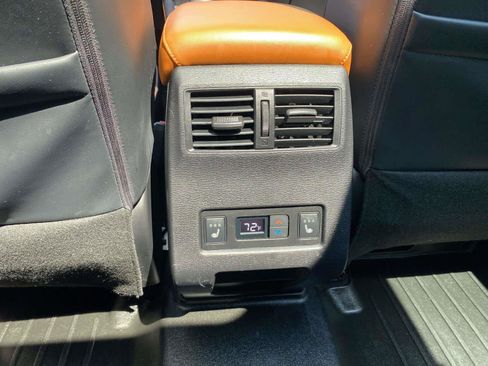 Used 2022 Mitsubishi Outlander SEL AWD/4WD image 24