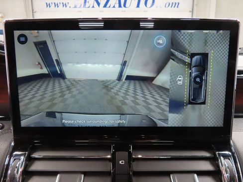 Used 2023 Lincoln Navigator L Reserve w/ Equipment Group 201A image 21