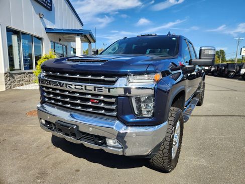 Used 2020 Chevrolet Silverado 2500 LTZ w/ LTZ Plus Package image 4