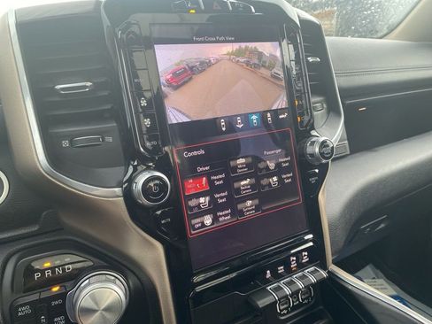 Used 2019 RAM 1500 Laramie AWD/4WD image 34