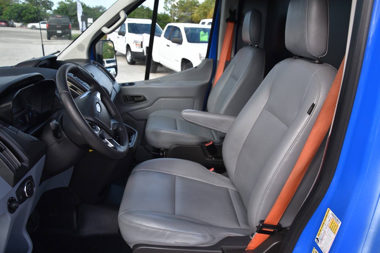 Used 2019 Ford Transit 250 148 Medium Roof RWD image 9