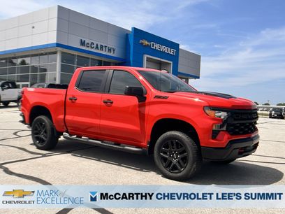 New 2025 Chevrolet Silverado 1500 Custom Trail Boss w/ LPO, Dark Essentials Package