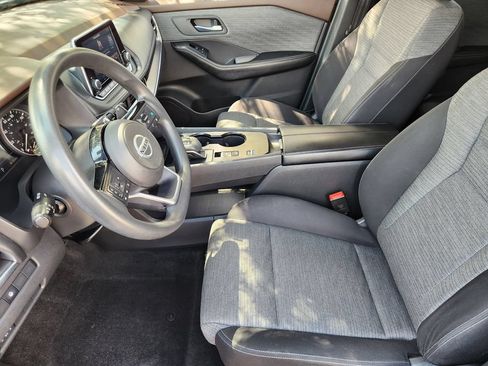 Used 2021 Nissan Rogue SV FWD image 8