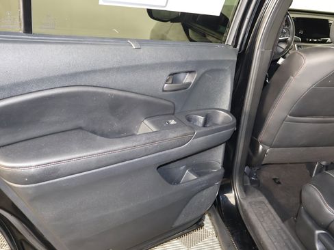 Used 2022 Honda Passport TrailSport image 47