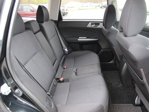 Used 2012 Subaru Forester 2.5X Premium AWD/4WD image 39