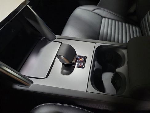 New 2025 Land Rover Discovery Sport Dynamic SE image 20