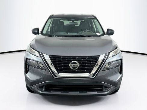 Used 2021 Nissan Rogue S FWD image 2
