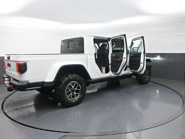 New 2026 Jeep Gladiator Rubicon AWD/4WD image 38