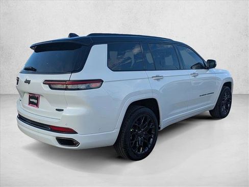 New 2025 Jeep Grand Cherokee L Summit w/ Obsidian Package image 5