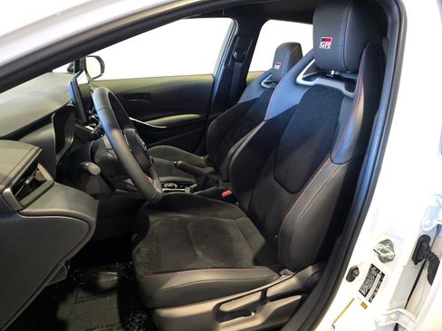 Used 2025 Toyota Corolla Premium Plus image 5