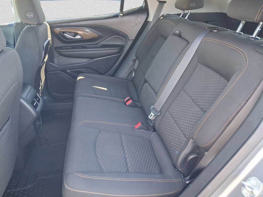 Used 2020 GMC Terrain SLE w/ Driver Convenience Package AWD/4WD image 11