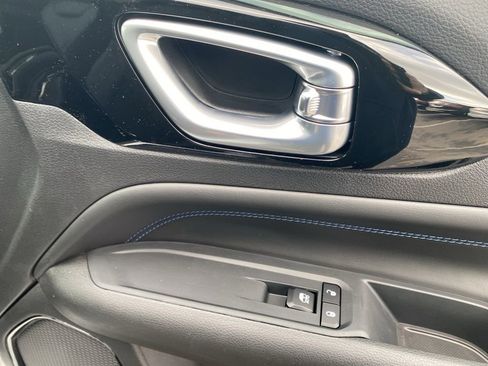 New 2026 Jeep Compass Latitude AWD/4WD image 12