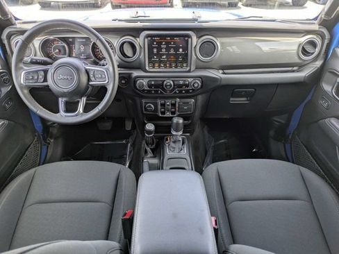 Used 2023 Jeep Wrangler Unlimited Sahara w/ LED Lighting Group AWD/4WD image 15