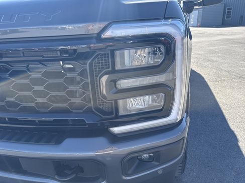 New 2026 Ford F350 Lariat w/ Black Appearance Package AWD/4WD image 16