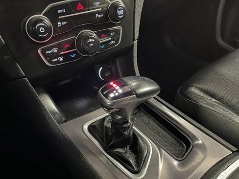 Used 2021 Dodge Charger SXT w/ Leather Interior Group RWD image 50