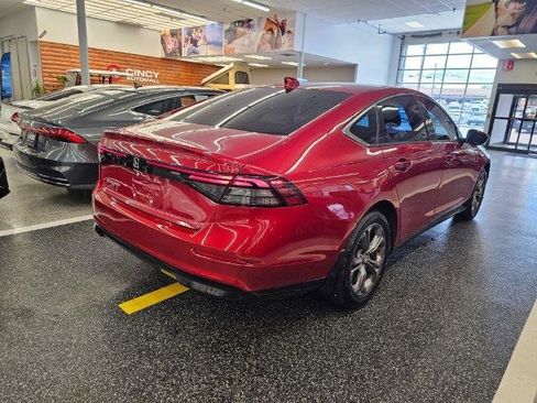 Used 2024 Honda Accord EX image 4