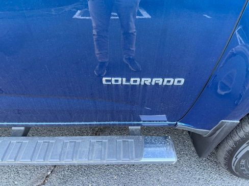 Used 2019 Chevrolet Colorado Z71 AWD/4WD image 31