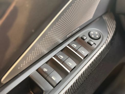 Used 2017 BMW M6 Convertible RWD image 35