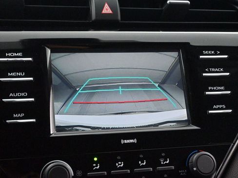 Used 2020 Toyota Camry LE FWD image 19