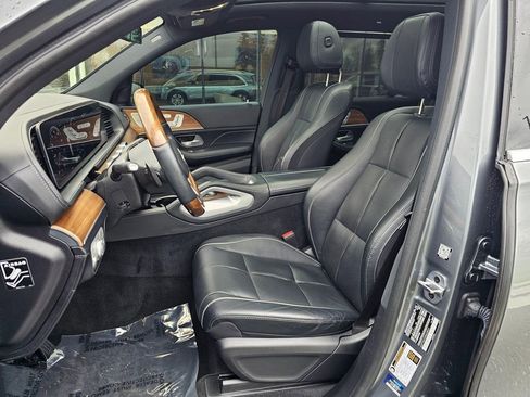 Used 2022 Mercedes-Benz GLS 450 4MATIC image 23