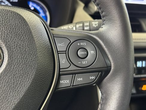 Used 2023 Toyota RAV4 XLE image 35