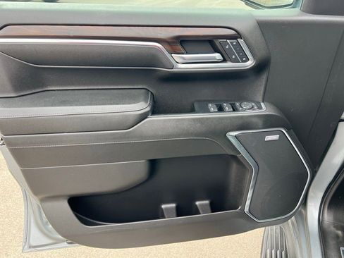 Used 2023 GMC Sierra 1500 SLT w/ SLT Premium Package image 15