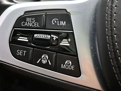 Used 2019 BMW X5 xDrive40i w/ M Sport Package image 31