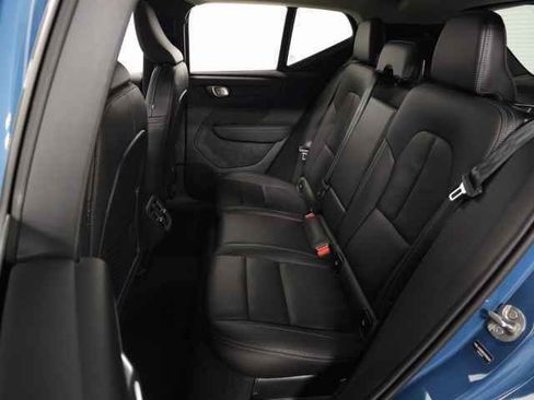 Certified 2025 Volvo XC40 B5 Plus image 35