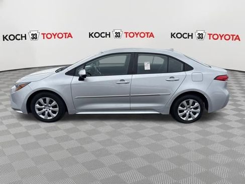 Used 2024 Toyota Corolla LE image 4