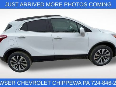 Certified 2022 Buick Encore Preferred w/ Safety Package image 9