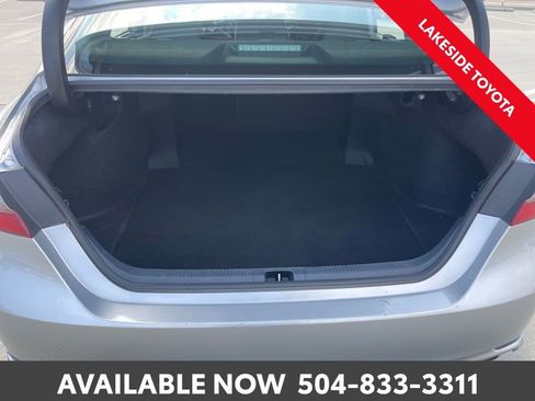 Used 2023 Toyota Camry SE image 13