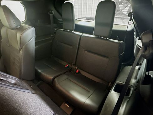 Used 2024 Mitsubishi Outlander SE image 30