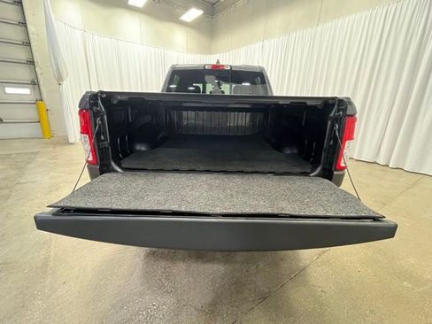 Used 2021 RAM 1500 Big Horn image 11