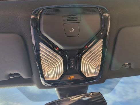 Used 2019 BMW 330i Sedan w/ Driving Assistance Package image 24