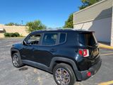 Used 2016 Jeep Renegade Limited image 3