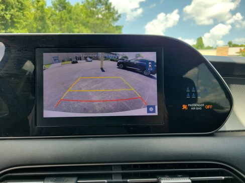 Used 2022 Hyundai Palisade SE FWD image 12