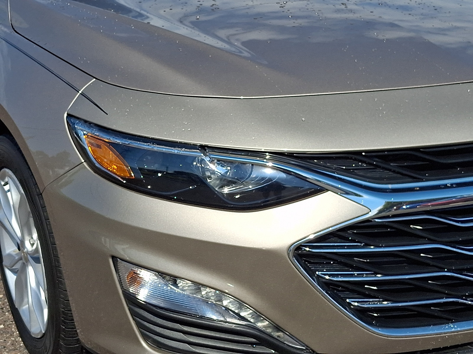 Used 2025 Chevrolet Malibu LT FWD image 9