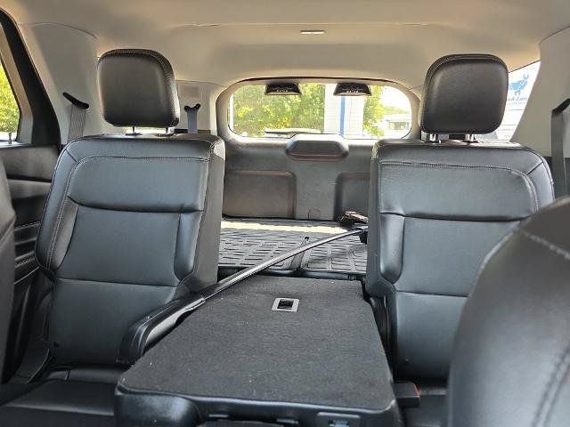 Certified 2022 Ford Explorer Limited w/ Equipment Group 301A AWD/4WD image 40