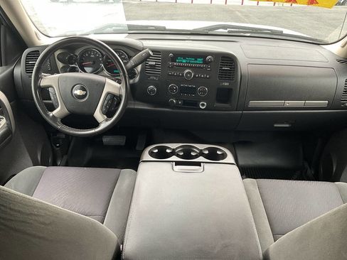 Used 2009 Chevrolet Silverado 1500 LT w/ Max Trailering Pack AWD/4WD image 14